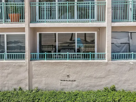 201 Van Buren Street Hollywood FL 33019