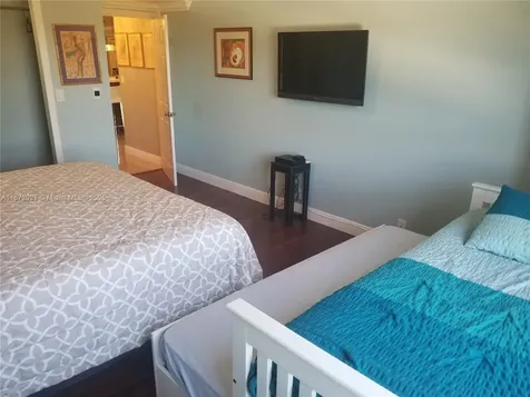 151 Crandon Boulevard Key Biscayne FL 33149