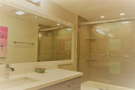 151 Crandon Boulevard Key Biscayne FL 33149