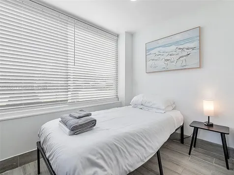 821 SW 25th Street Fort Lauderdale FL 33315