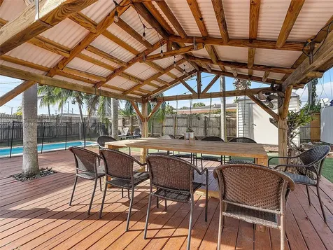 821 SW 25th Street Fort Lauderdale FL 33315