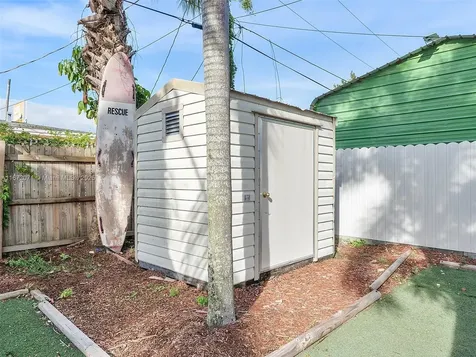 821 SW 25th Street Fort Lauderdale FL 33315