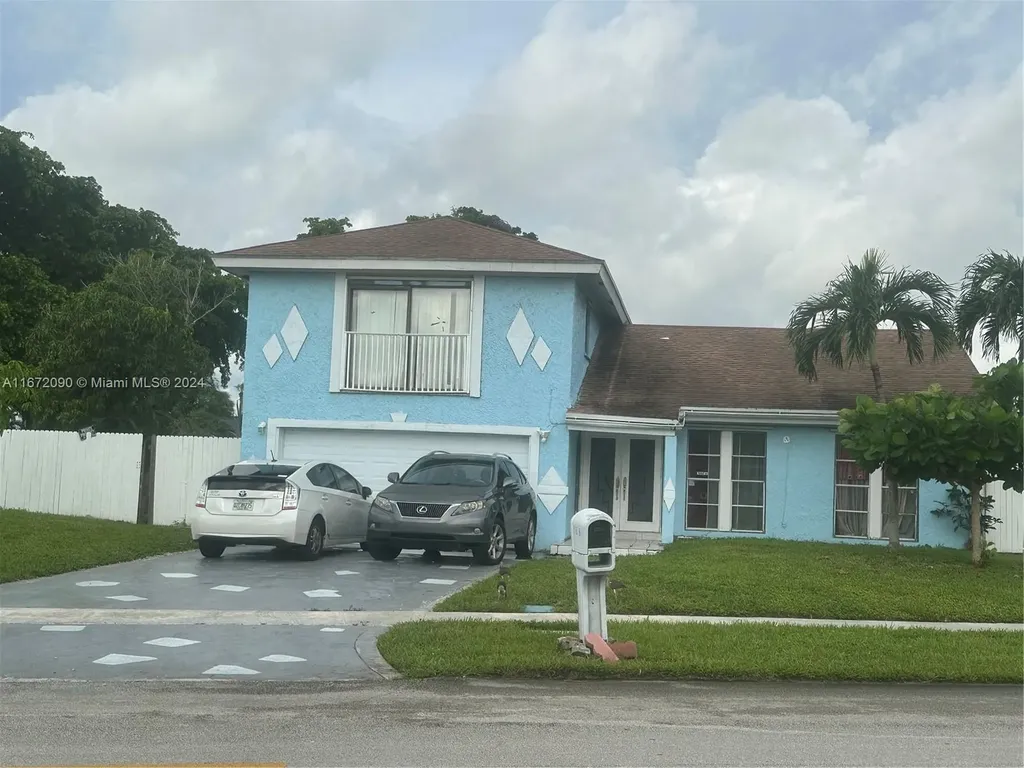 603 SW 75th Avenue North Lauderdale FL 33068