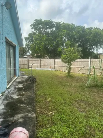 603 SW 75th Avenue North Lauderdale FL 33068