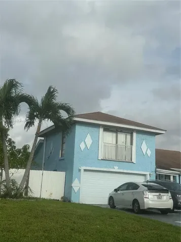 603 SW 75th Avenue North Lauderdale FL 33068