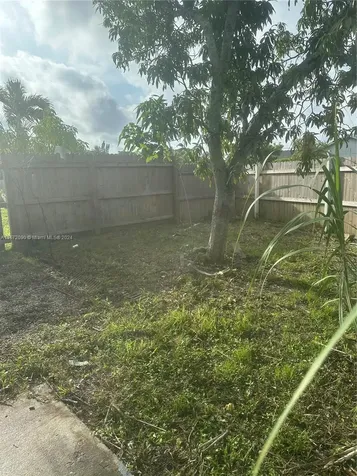 603 SW 75th Avenue North Lauderdale FL 33068