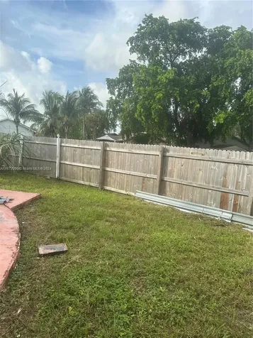 603 SW 75th Avenue North Lauderdale FL 33068