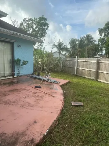 603 SW 75th Avenue North Lauderdale FL 33068