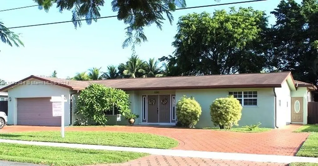 5361 SW 6th Street Plantation FL 33317