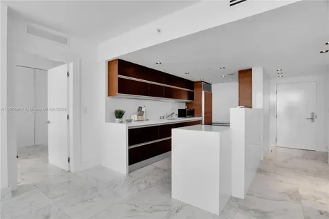6801 Collins Avenue Miami Beach FL 33141