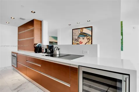6801 Collins Avenue Miami Beach FL 33141