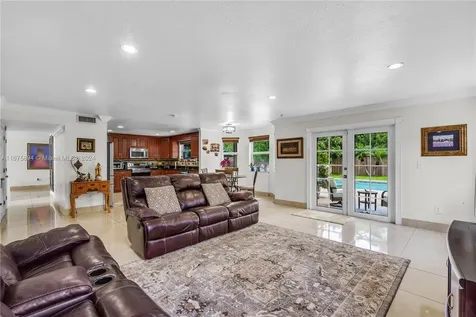 3525 SW 136th Avenue Miami FL 33175