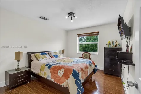 3525 SW 136th Avenue Miami FL 33175