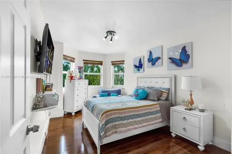 3525 SW 136th Avenue Miami FL 33175