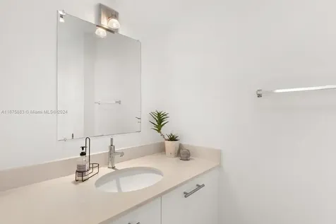3449 NE 1 Avenue Miami FL 33137
