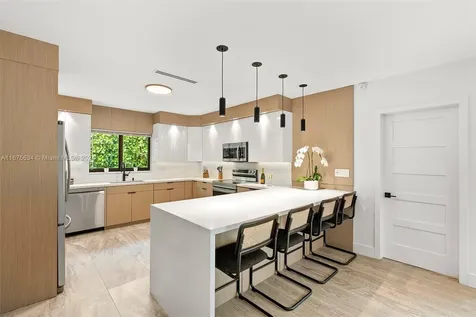 623 Grand Concourse Miami Shores FL 33138