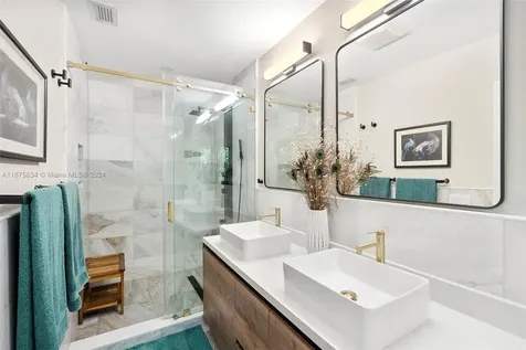 623 Grand Concourse Miami Shores FL 33138