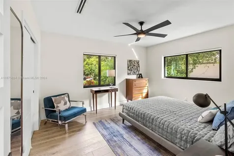 623 Grand Concourse Miami Shores FL 33138
