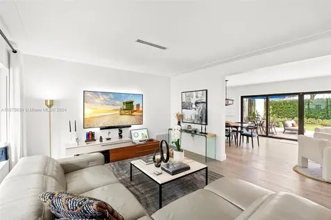623 Grand Concourse Miami Shores FL 33138