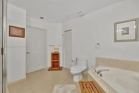 3001 NE 185th Street Aventura FL 33180
