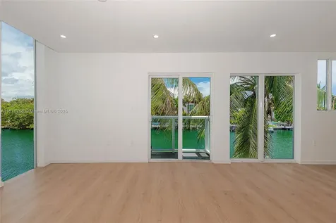 1975 Calais Drive Miami Beach FL 33141