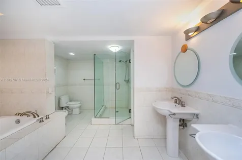 181 Crandon Boulevard Key Biscayne FL 33149