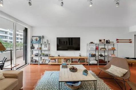 181 Crandon Boulevard Key Biscayne FL 33149