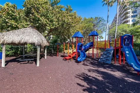 181 Crandon Boulevard Key Biscayne FL 33149
