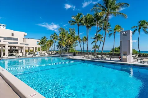 181 Crandon Boulevard Key Biscayne FL 33149