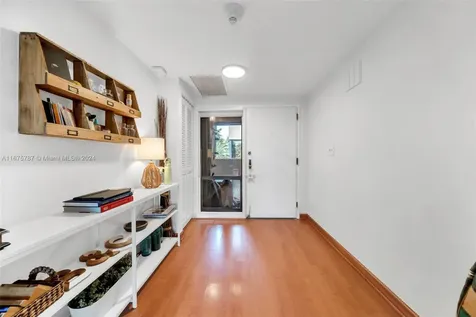 181 Crandon Boulevard Key Biscayne FL 33149