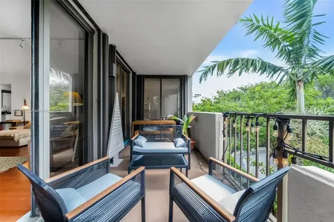 181 Crandon Boulevard Key Biscayne FL 33149