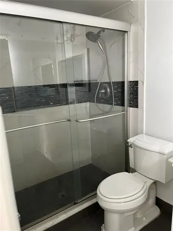 10524 NW 6th Street Pembroke Pines FL 33026