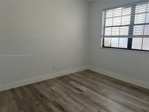 10524 NW 6th Street Pembroke Pines FL 33026