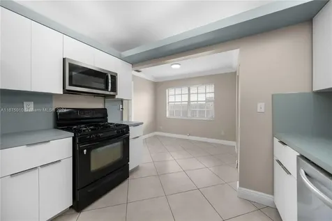 10451 SW 122nd Court Miami FL 33186