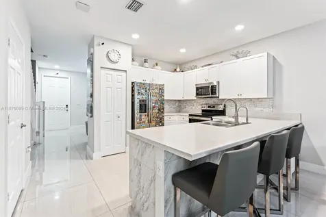 3384 W 106th Terrace Hialeah FL 33018