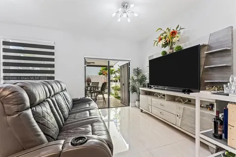 3384 W 106th Terrace Hialeah FL 33018