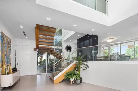 65 S Hibiscus Drive Miami Beach FL 33139