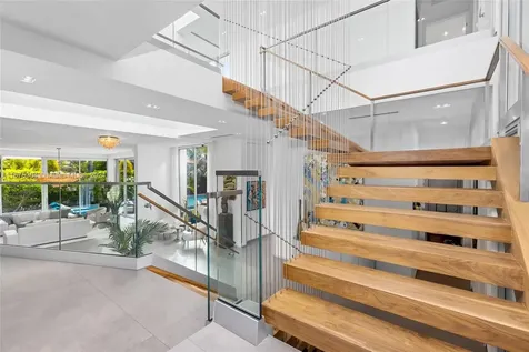 65 S Hibiscus Drive Miami Beach FL 33139