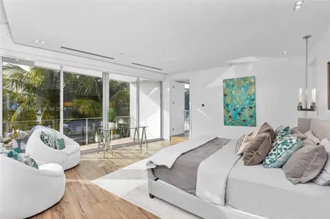 65 S Hibiscus Drive Miami Beach FL 33139