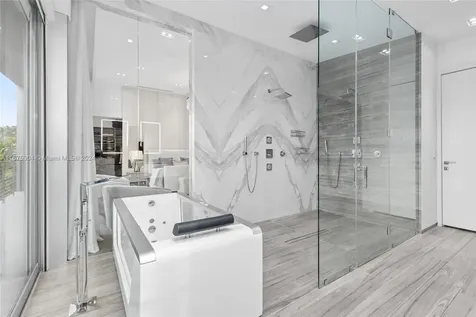 65 S Hibiscus Drive Miami Beach FL 33139