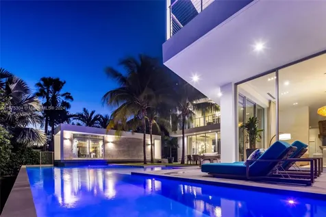 65 S Hibiscus Drive Miami Beach FL 33139