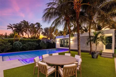 65 S Hibiscus Drive Miami Beach FL 33139
