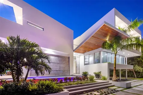 65 S Hibiscus Drive Miami Beach FL 33139