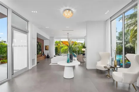 65 S Hibiscus Drive Miami Beach FL 33139