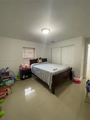 1369 Rainbow Avenue Palm Beach FL 33406