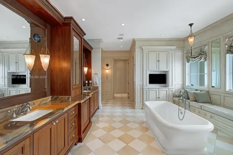 33 Arvida Parkway Coral Gables FL 33156