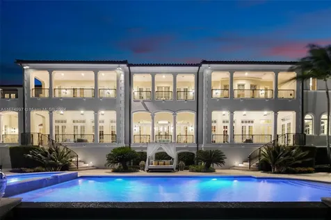 33 Arvida Parkway Coral Gables FL 33156