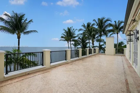 33 Arvida Parkway Coral Gables FL 33156