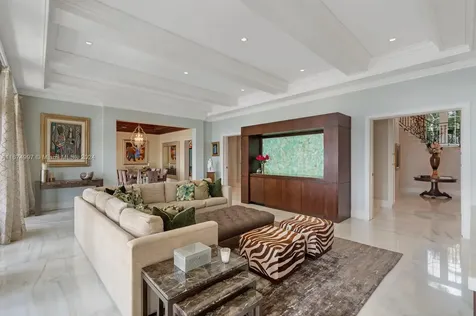 33 Arvida Parkway Coral Gables FL 33156