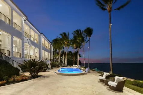 33 Arvida Parkway Coral Gables FL 33156